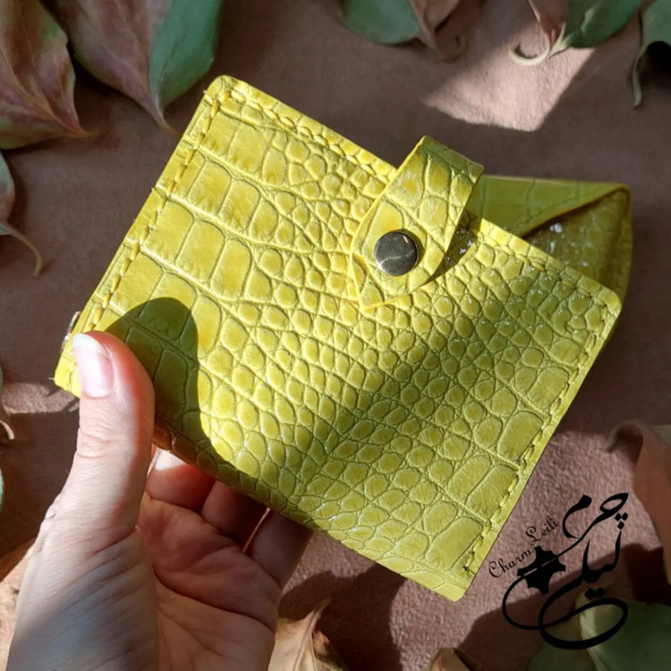 کیف پول زنانه