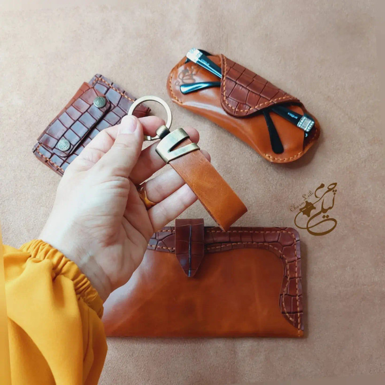 سرکلیدی چرم