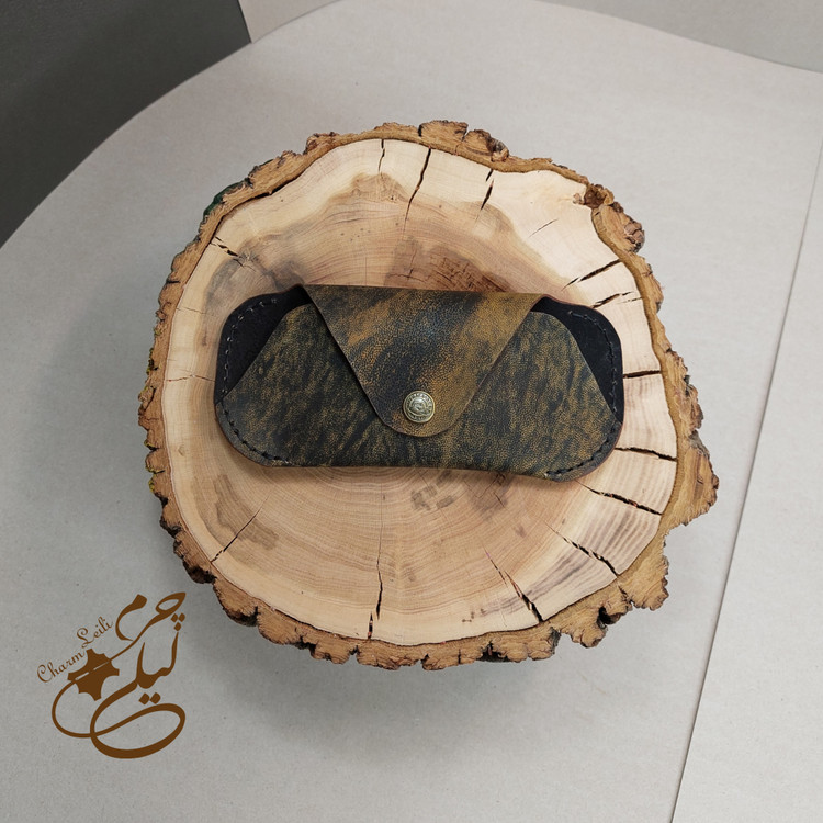 جلد عینک چرمی