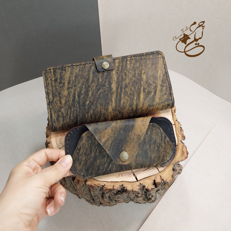 جاعینکی چرم دستدوز جلد عینک