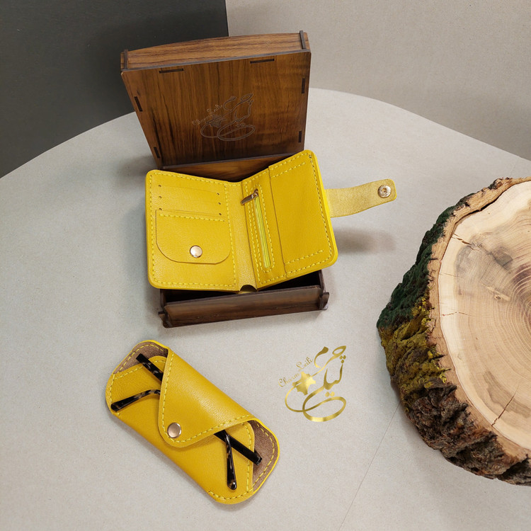 کیف پول چرم و کاور عینک دخترانه